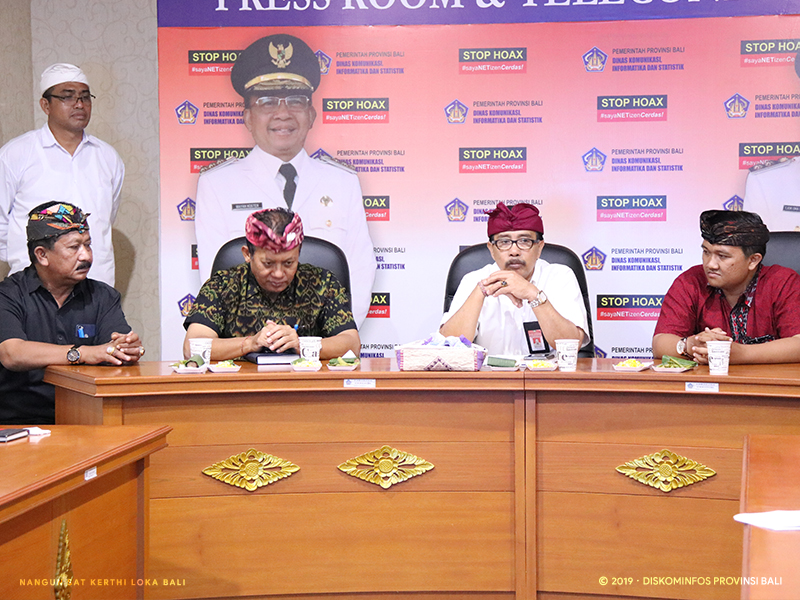 Presentasi Peserta Lomba Teknologi Informasi Nangun Sat Kerthi Loka Bali (MTF) 2019